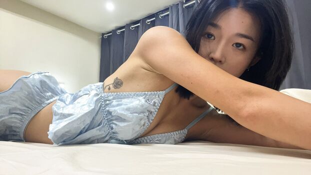 Full leaked Shuoyu li private onlyfans photo