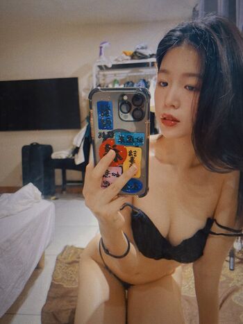 Full leaked Shuoyu li private onlyfans photo