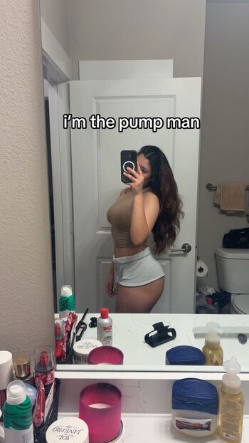 Full leaked Shylalobrutto private onlyfans photo