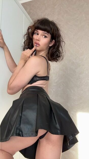 Full leaked Shymoonwaify page private onlyfans photo