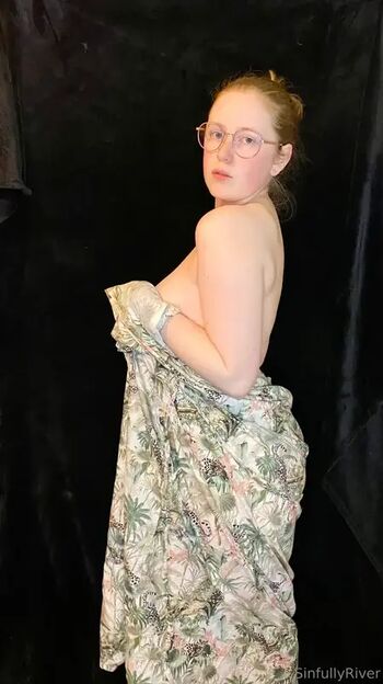 Full leaked Shypnotised private onlyfans photo