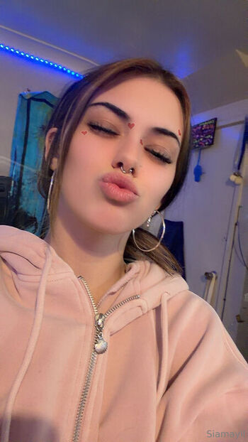 Full leaked Siamayll private onlyfans photo