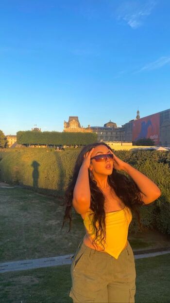 Full leaked Sianaelle private onlyfans photo