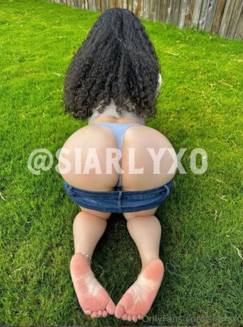 Full leaked Siarly private onlyfans photo