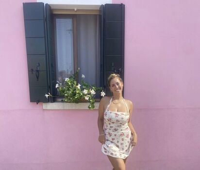 Full leaked Siennamariia private onlyfans photo