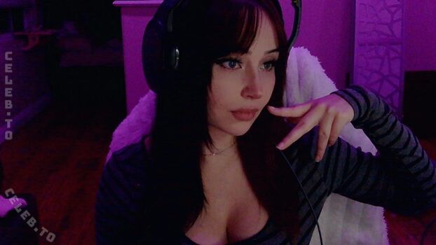 Full leaked Silkyfabric private onlyfans photo