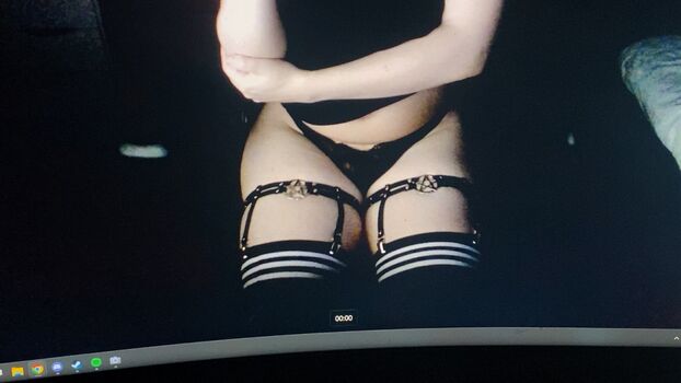 Full leaked Silly femboy private onlyfans photo