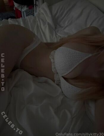 Full leaked Sillykitty private onlyfans photo