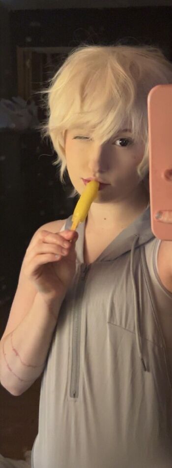 Full leaked Sillysharkieboy private onlyfans photo