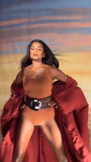 Full leaked Simone ashley page private onlyfans photo