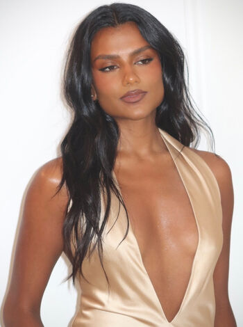Full leaked Simone ashley private onlyfans photo