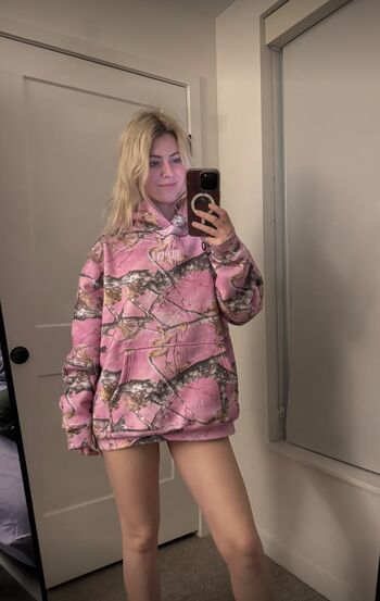 Full leaked Simplychloex private onlyfans photo