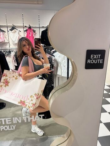 Full leaked Simplyneidaa  page private onlyfans photo