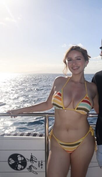 Full leaked Simplyneidaa private onlyfans photo