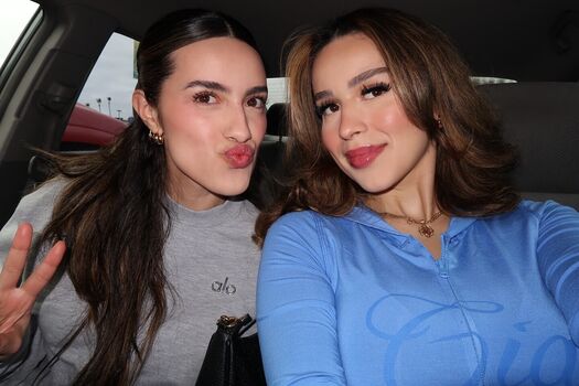 Full leaked Simplyneidaa private onlyfans photo