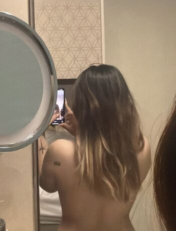 Full leaked Simranyonzon private onlyfans photo