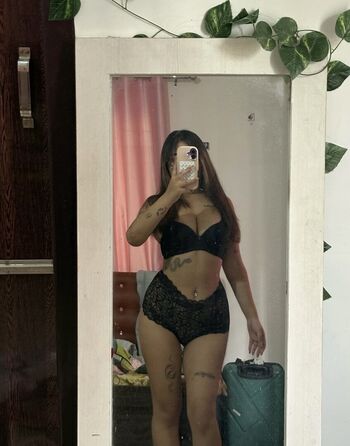 Full leaked Simranyonzon private onlyfans photo