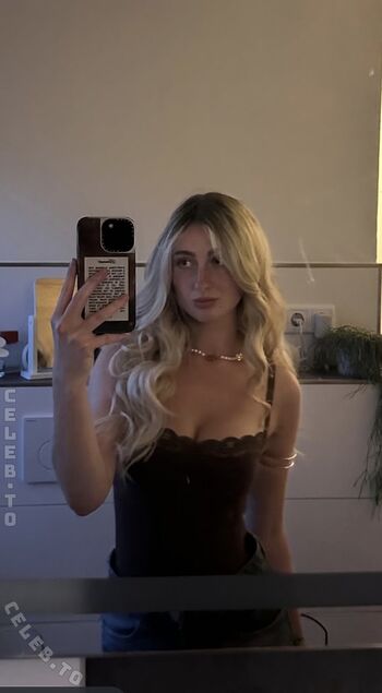 Full leaked Sina marie reen private onlyfans photo