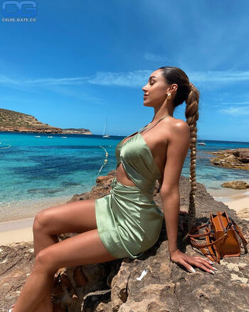 Full leaked Sinaelisa private onlyfans photo