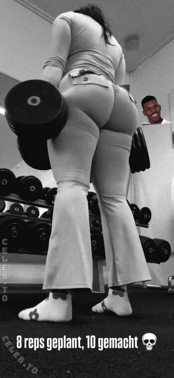 Full leaked Sinarwtz page private onlyfans photo