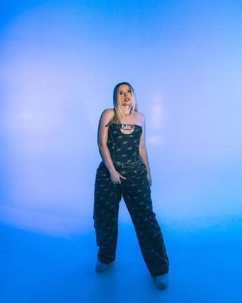 Full leaked Sinawynne page private onlyfans photo