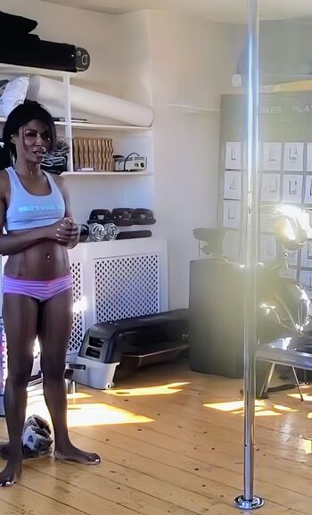 Full leaked Sinitta private onlyfans photo