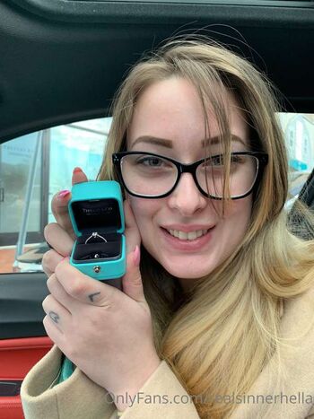 Full leaked Sinnerhella private onlyfans photo