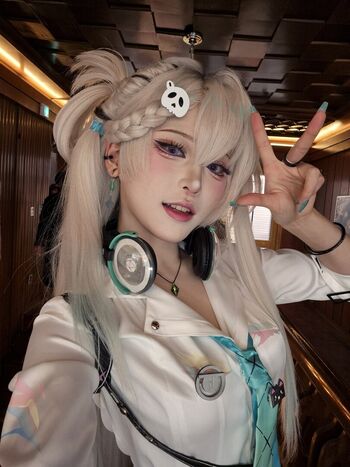 Full leaked Siru page private onlyfans photo