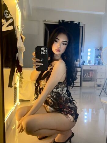 Full leaked Sizashii private onlyfans photo