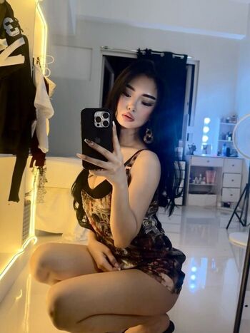 Full leaked Sizashii private onlyfans photo