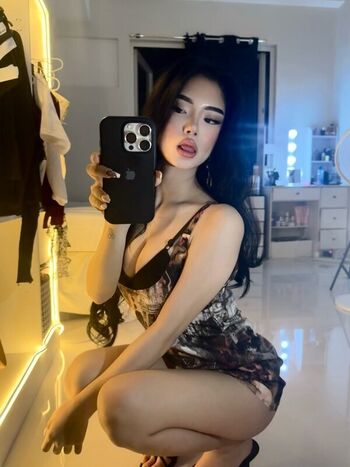 Full leaked Sizashii private onlyfans photo