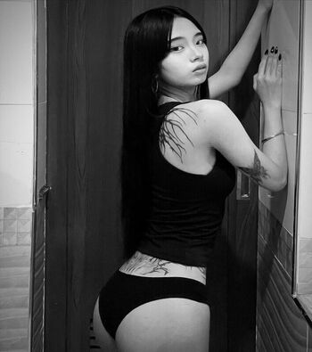 Full leaked Sizashii private onlyfans photo