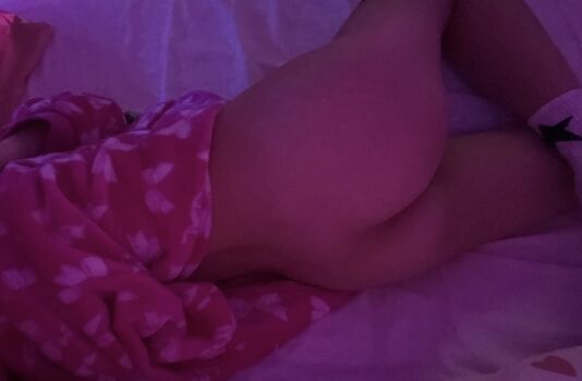 Full leaked Skarbaby private onlyfans photo