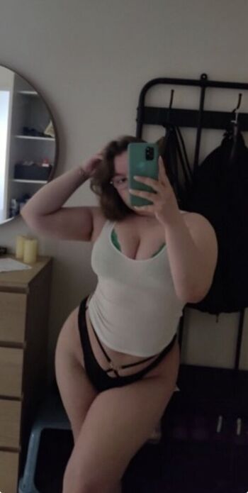 Full leaked Skaunotar private onlyfans photo