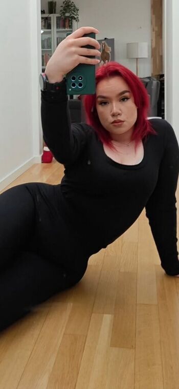 Full leaked Skaunotar private onlyfans photo