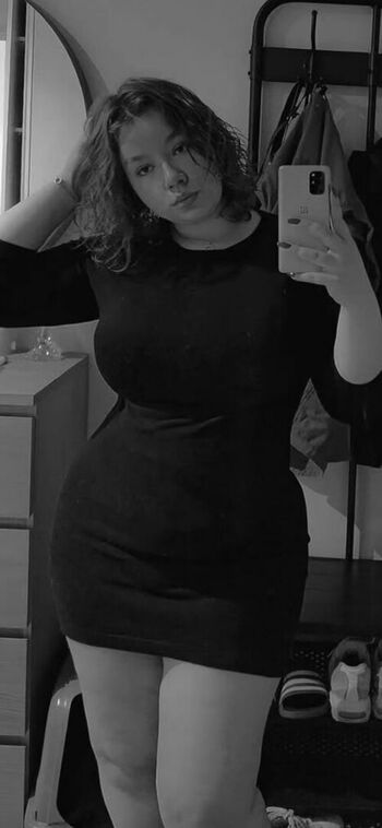 Full leaked Skaunotar private onlyfans photo