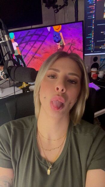 Full leaked Skavstheworld private onlyfans photo
