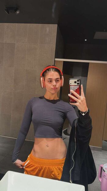 Full leaked Skillsawww private onlyfans photo