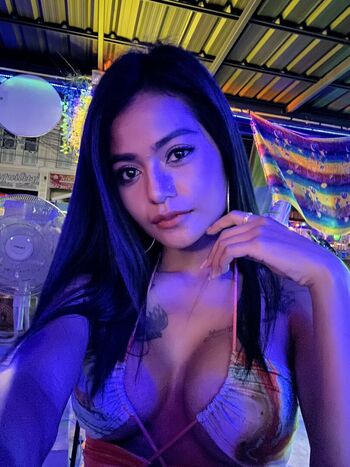Full leaked Skinnydollthai private onlyfans photo