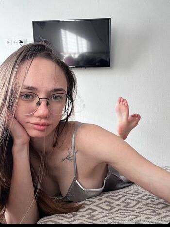 Full leaked Skinnygirl private onlyfans photo