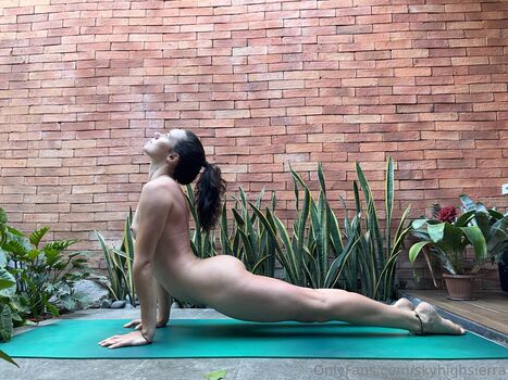 Full leaked Skyhighsierra private onlyfans photo
