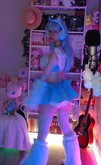 Full leaked Skymi chan private onlyfans photo