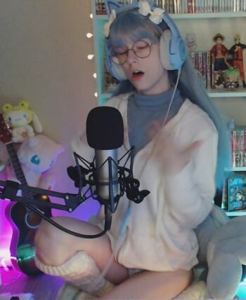 Full leaked Skymi chan  page private onlyfans photo