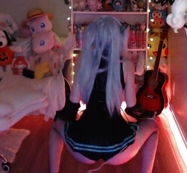 Full leaked Skymi chan private onlyfans photo