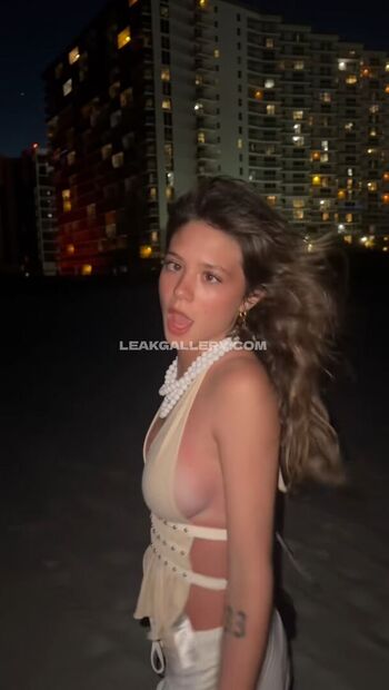 Full leaked Skyskysofly private onlyfans photo