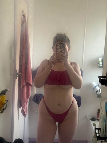 Full leaked Skysplace private onlyfans photo