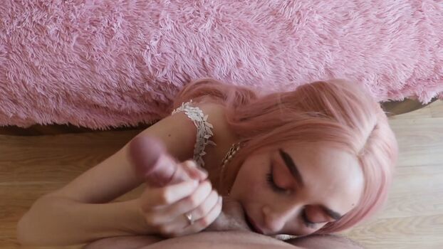 Full leaked Sladkislivki private onlyfans photo