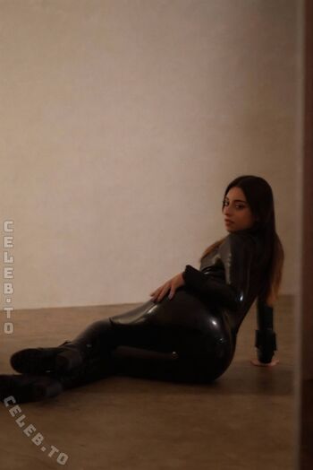 Full leaked Slayeas private onlyfans photo