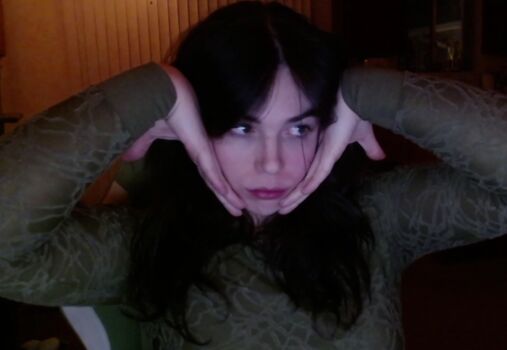 Full leaked Slutty ashla private onlyfans photo