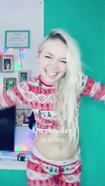 Full leaked Smileydani page private onlyfans photo